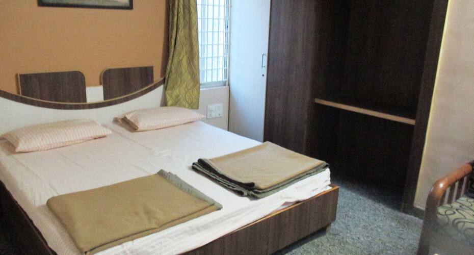 Megha Deluxe Lodge, Chitradurga 5